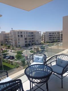 Modern 2BR, 1st Row Marina Walk, Marassi Marina, Car included - 2