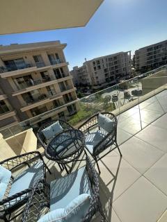 Modern 2BR, 1st Row Marina Walk, Marassi Marina, Car included - 1