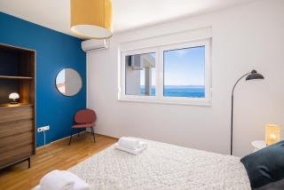 Renata Penthouse Residence with Garage - 3