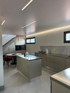 Studio 206 - 7
