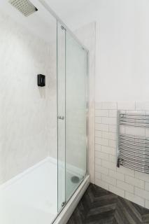The Cosy 6 Haven in Sheffield City Centre - 2