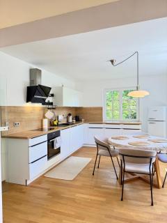 Gemütliche, moderne Wohnung in Fabrikanten Villa - 0