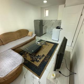 IZO Apartman Montenegro Bar - 8