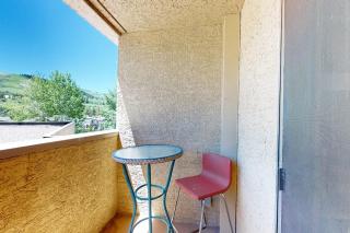The Seasons at Avon 208 - 8