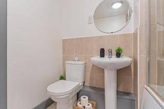 Prime Edgbaston Apartment Near Park & City Centre - 1