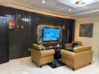 Modern 2 BR apartment - 0