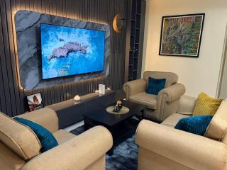 Modern 2 BR apartment - 1