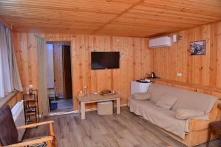 Hayi Tun Guest House - 1