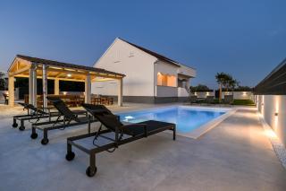 Villa Lucky - 6