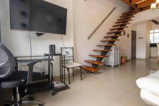 Duplex con AC en Laureles - 7