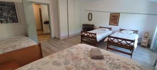 La chambre familiale de la bastide du puech - 7