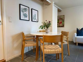 NEW Cozy basement apartment - 7