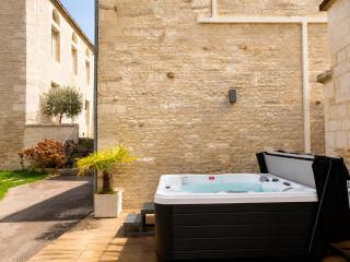 La Villa Lombardi en Champagne, avec piscine privée et jacuzzi - 2