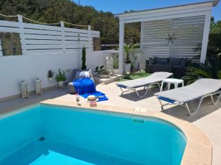 Secret Paradise - 1