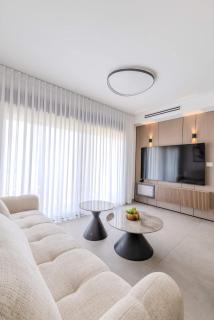 2BDR most beautiful in Kiryat Haim by Madrigalrentals - 5