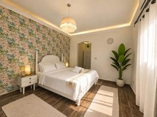 S teseen luxury family home - 2