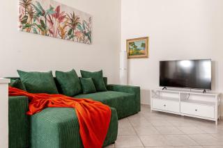 Livorno Centrale - 5 min walking to the train station & hospital, fast Wi-Fi - 7