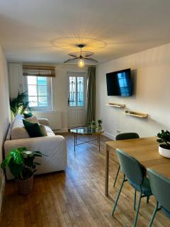 Maison de Ville Cosy avec Ambiance Jungle & Bohème - 7