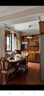 Serena House Guest - 1