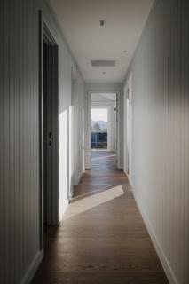 Stunning new Bach with Lake views - 1