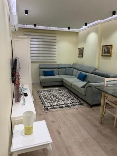 Beach Escape Apartment Qerret - 8