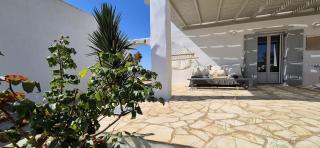 Alia, Seaside Residence - 1