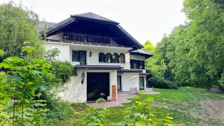 NEUE Sonnige große Villa Ferienwohnung, EIGENER WHIRLPOOL, NUR 10 min ZU Fuß VON LEGOLAND entfernt,126 m2 stillvolle Ferienwohnung NR 1 , wunderschöner Garten mit Terrasse und Waldblick, großes Bad, ruhige Lage, Erholung - 3