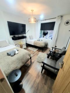 St Peters Apartments - 1