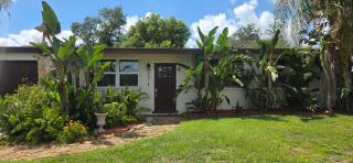 Tropical Home Tampa - 0