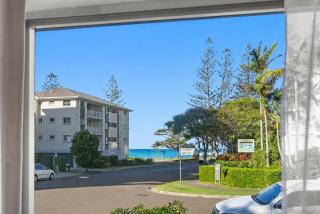 Kitchener Street 2, Golden Beach - 8