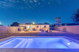 Hallandale Beach Escape - Heated Pool & Family Fun - 7