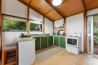 Hauraki Haven - Lake Taupo Holiday Home - 4