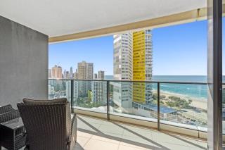 2BR Breathtaking Ocean Views - Iconic Oracle Tower - 7