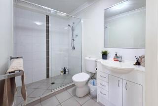 Cute & Cosy with Great Location - 2