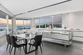 3BR Penthouse CBD & Harbour Views by Zodiak Stays - 4
