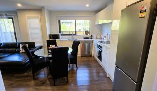 Brand New 2BR Retreat, Cozy, Sunny and Peaceful - 6