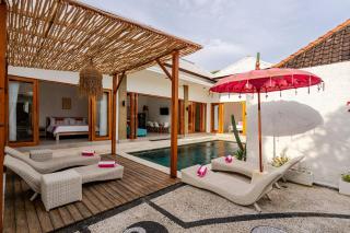 Villa Zakira Legian - 1