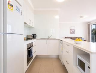 Seaside Apartments Broadbeach - 4