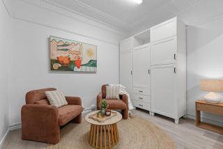 Cozy and Comfy Studio - Short walk to Hospital and CBD - 5