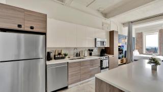 Sleeps 8 I DTown Urban Loft I Walk to Conv Ctr - 7