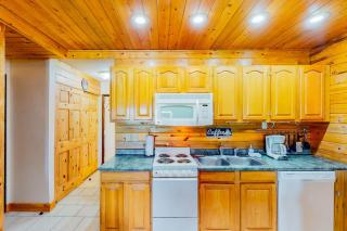 Silver Lodge A & B - 4