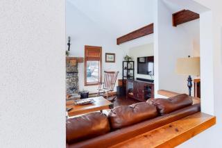 375 Hawk Spur - 1