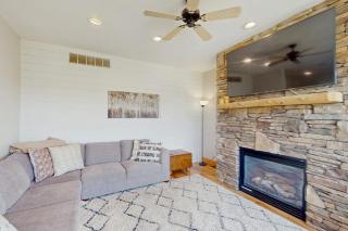 Mountain Sky Retreat - 6