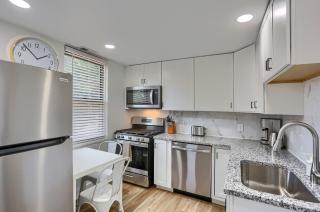 Dormont, Potomac 2C Cozy and Modern Private Bedroom with Shared Bathroom - 7