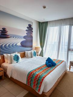 AQUA Boutique Hotel- Secluded Ocean View Suites & Infinity Pool - 9