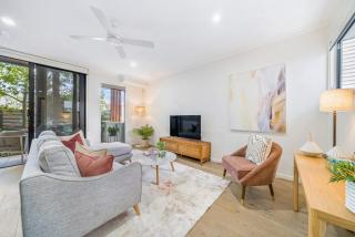 Calm & Cosy Bulimba Townhome Retreat - 8