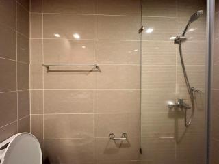 Warm & Cozy 1BR Uptown Parksuites T1 Pay Parking 23Q - 6