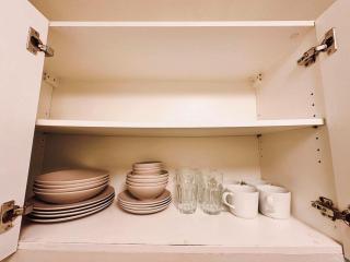 Warm & Cozy 1BR Uptown Parksuites T1 Pay Parking 23Q - 3