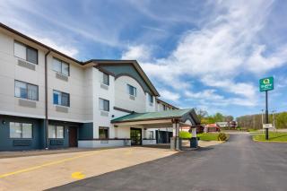 Quality Inn Meadville - 9