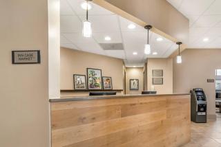 Country Inn & Suites by Radisson, Metairie New Orleans , LA - 4